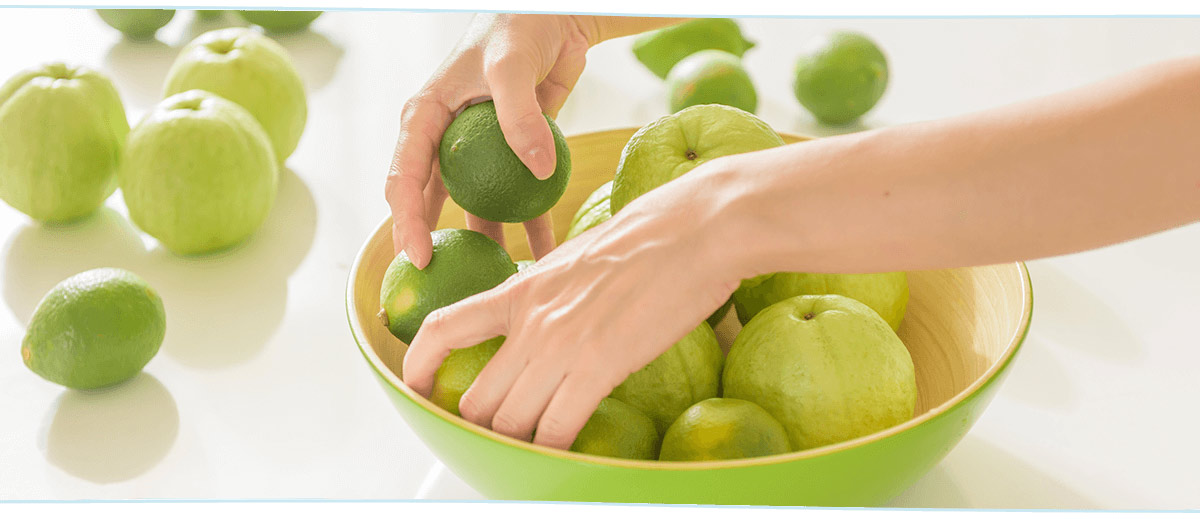 Learn the truth about popular pregnancy nutrition myths with Similac® 